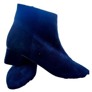 Van Eli Ankle boots size 9 NWOT
